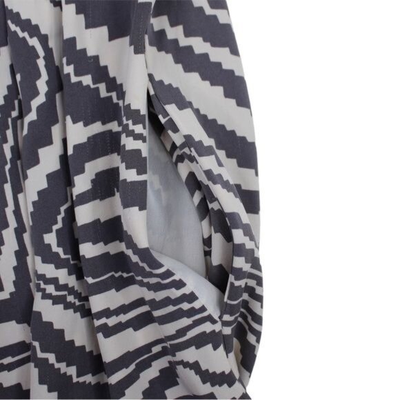 Trina Turk Women Zebra‎ Dress Silk Size 2 Gray Cream Short Sleeve Shift Belted - Picture 10 of 12